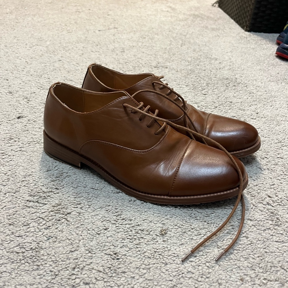 Golaiman brown dress shoes